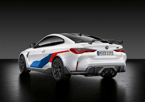 The new BMW M4 Competition Coupé, M Performance rear diffusor in carbon ...