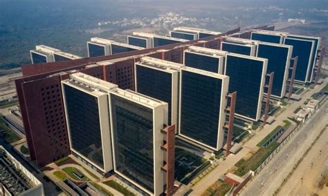 Surat’s Diamond Bourse Set to Solidify India’s Grip on Global...