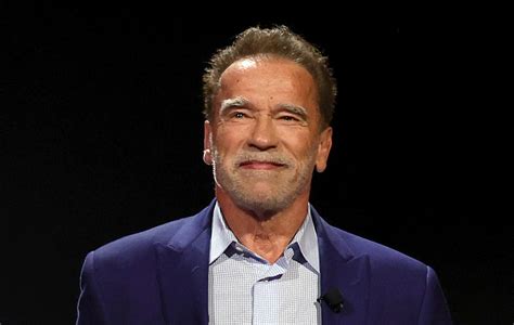 Arnold Schwarzenegger says he could "clearly" win 2024 presidential ...