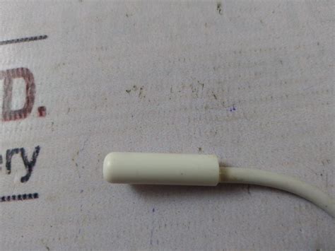 Awm 2464 Temperature Sensor E237675 300V – Aeliya Marine Tech