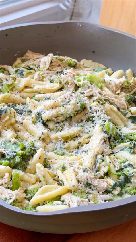 High Protein Chicken Alfredo & Broccoli Pasta - Dining with Skyler