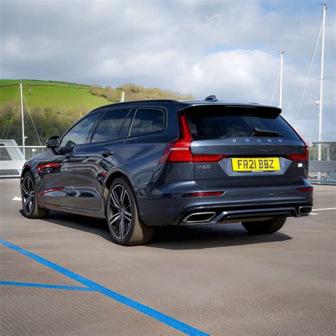 2021 VOLVO V60 R-DESIGN T6 AWD ESTATE + £1000 - Rev Comps