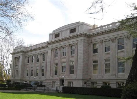 My West Sacramento Photo of the Day: Yolo County Court House-Woodland, CA