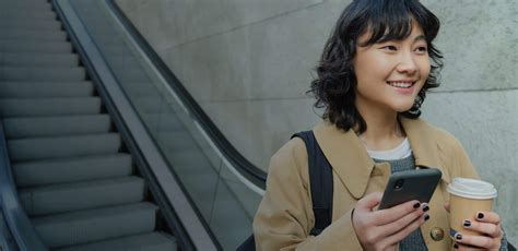 Business Owner with Grab 的图像结果