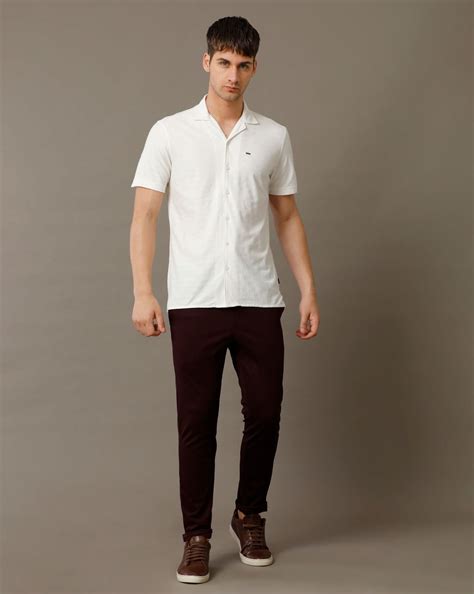 IDENTITI Men Slim Fit Cuban Collar Solid Shirt In White.