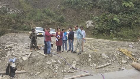 Arunachal: Kurung Kumey DC inspects NH-713 near China border, pushes ...