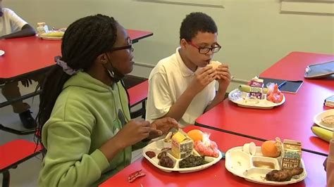 CPS school lunch menu: Chicago Public Schools students taste test ...
