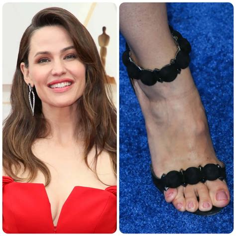 These Celebrities Have Unexpected Anomalies Somewhere in Their Bodies! - Celeb Recorder