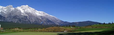 China Weather in February 2025: Places to Go, Costs, and Crowds