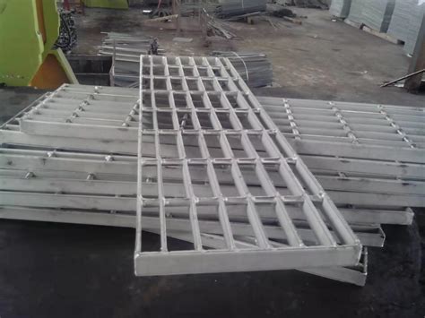 鄂州不锈钢钢格板规格 不锈钢格栅板 使用寿命长 - 八方资源网