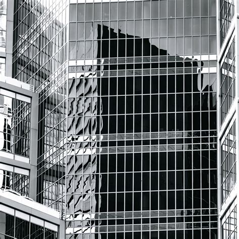 Download wallpaper 2780x2780 building, facade, architecture, windows ...