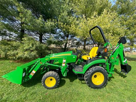 John Deere 2025R Package Special 的图像结果