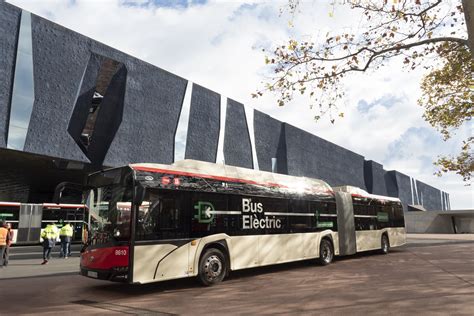 Solaris articulated Urbino electric to TMB Barcelona - Sustainable Bus