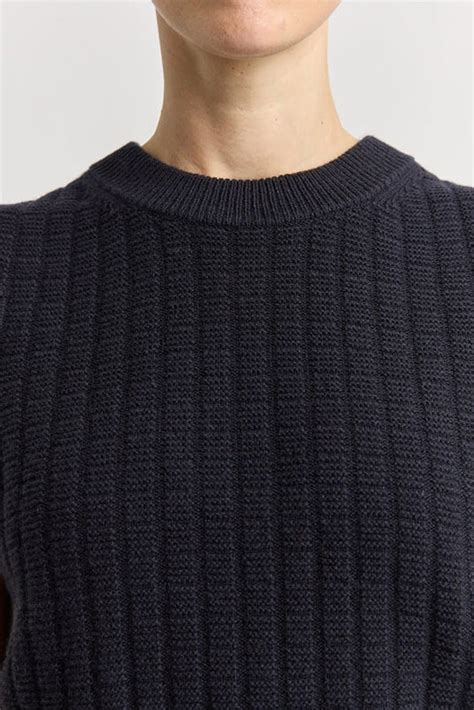 Toorallie Womens Grid Knit Vest - French Navy – Hannas