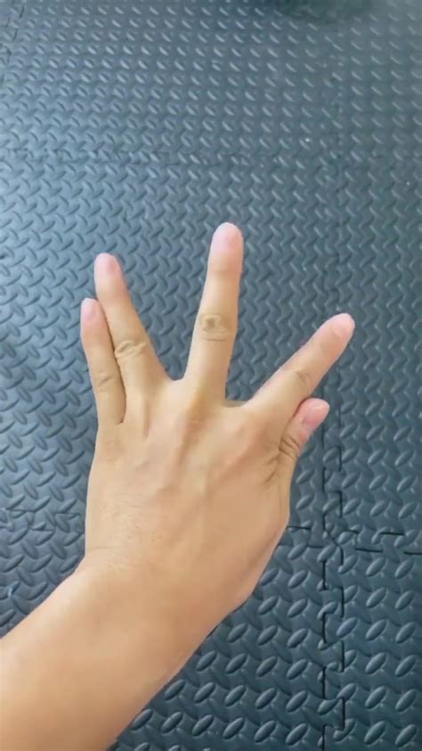 Hands Move Challenge 的图像结果