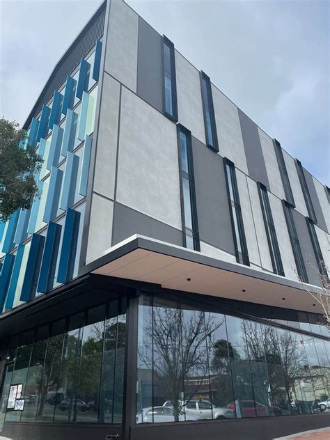 High-Rise Building Painting 的图像结果