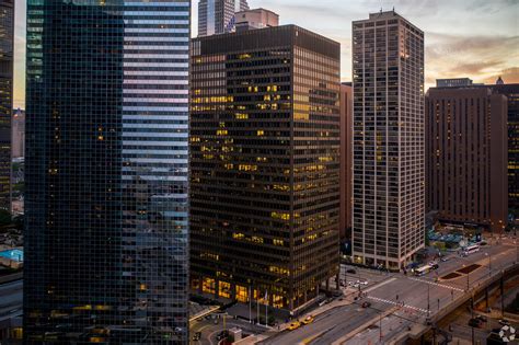 303 E Wacker Dr, Chicago, IL 60601 - 303 East Wacker | LoopNet
