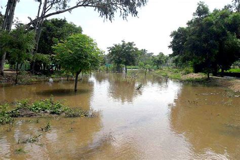 Villagers stage protest on Paalar river bed