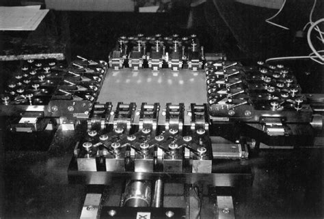 Bi Axial Zick Testing Machine 的图像结果