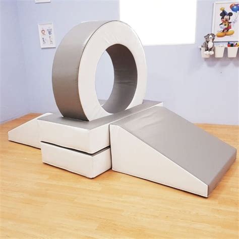 Fun Mirrors 的图像结果