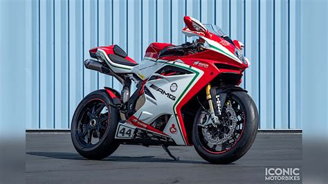 2015 MV Agusta F4 RC: A Rare and Collectible Superbike.20151