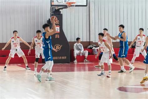 我校篮球社团荣获2019年郑州市青少年校园篮球联赛高中组季军 - 河南省商务学校