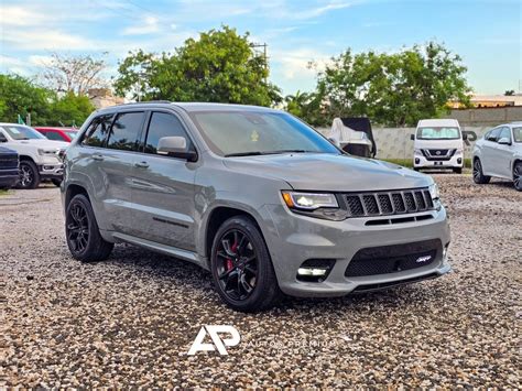 Jeep Grand Cherokee Srt8 2017