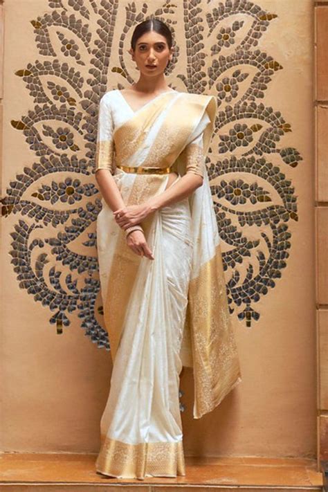 Buy the elegant Pearl White Kanjivaram Saree online-KARAGIRI – Karagiri