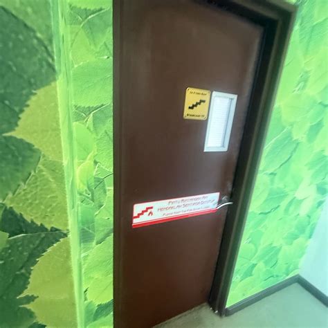 HOTEL HOLMES - GP (Gelang Patah) - Hotel Reviews, Photos, Rate ...