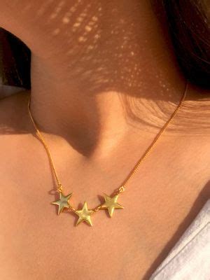 Buy Zariin Three Star Gold Plated Necklace Online