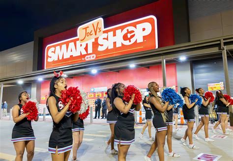 Joe V’s Smart Shop opens 12th location, second store in Dallas - H-E-B ...