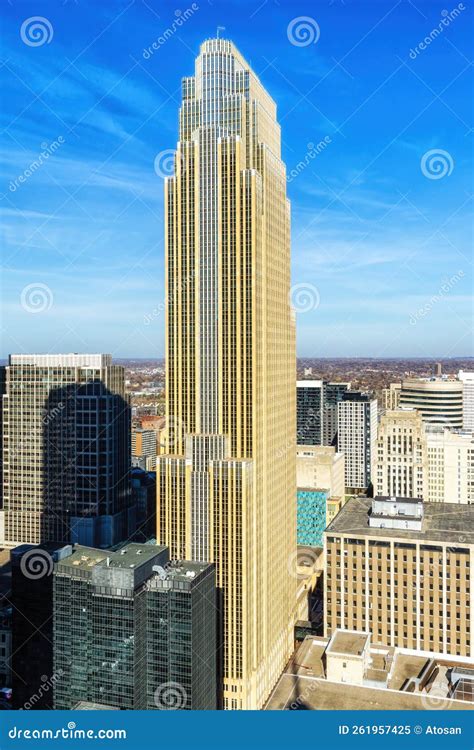 Wells Fargo Tower in Minneapolis, Minnesota Editorial Image - Image of ...
