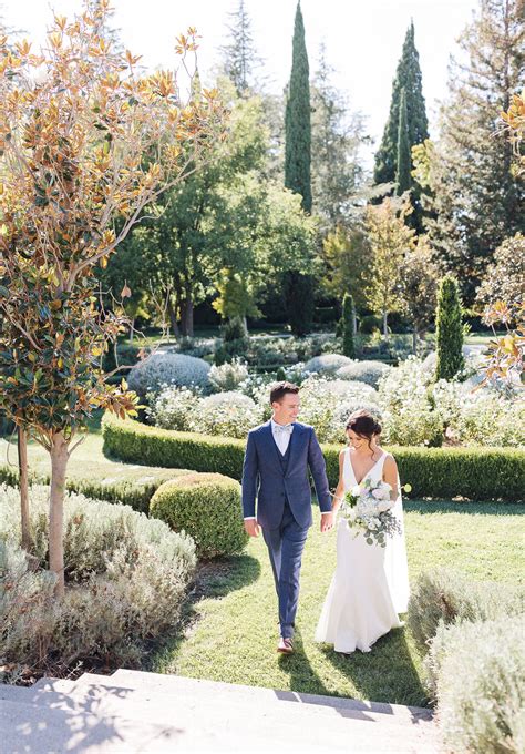 Park Winters Wedding with Tones of Ivory + Blue | Alexis + Michael ...