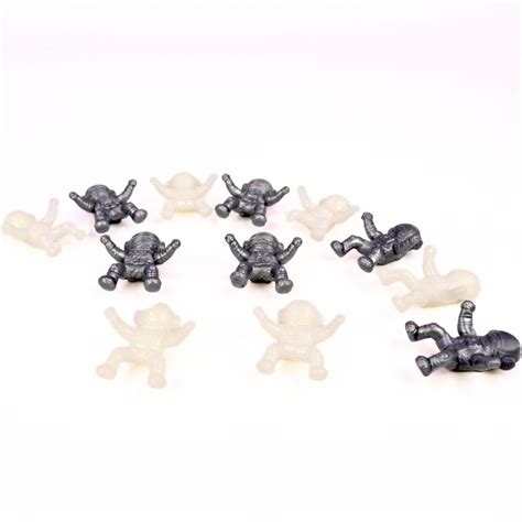 Space-Themed Wall Crawlers for Fun and Stress Relief – Popup Kids