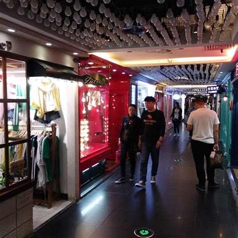 FASHION UNDERGROUND BUSINESS STREET - All You Need to Know BEFORE You ...