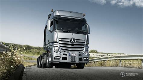 MERCEDES BENZ TRUCK Wallpapers - Top Free MERCEDES BENZ TRUCK Backgrounds - WallpaperAccess