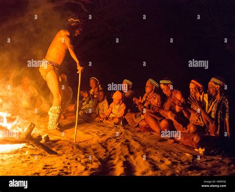 Bushmen dance hi-res stock photography and images - Alamy