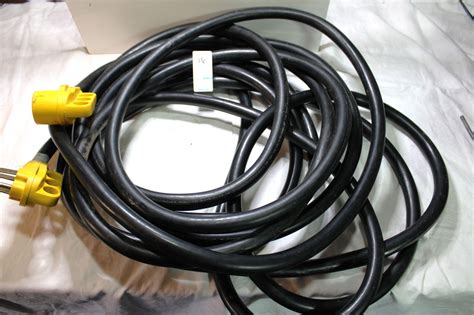 240 Volt Extension Cord 25' Heavy Duty | Live and Online Auctions on ...