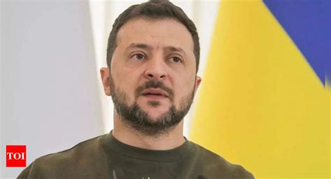 Zelenskyy suggests Trump fly to Ukraine to help - Moozonian Search Background Background