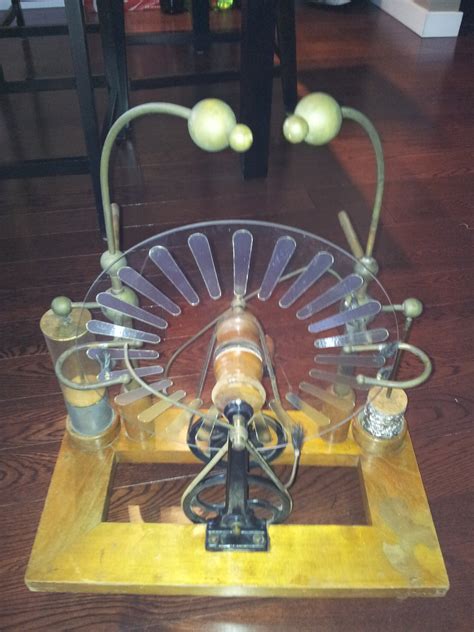 Static Electricity Machine 的图像结果