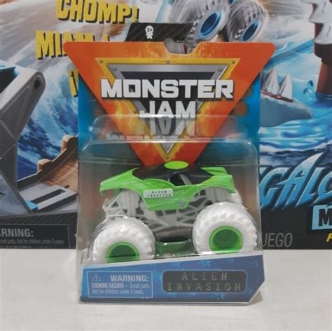 Alien Invasion Monster Jam 的图像结果