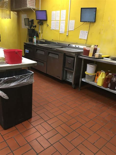 Chanello's Pizza Office Photos | Glassdoor