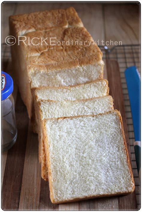 Just My Ordinary Kitchen : ROTI TAWAR (LOAF BREAD/WHITE  