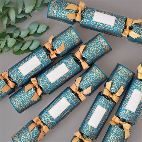Luxury Christmas Crackers | Hand-Rolled & Eco-Friendly | Chase and Wonder