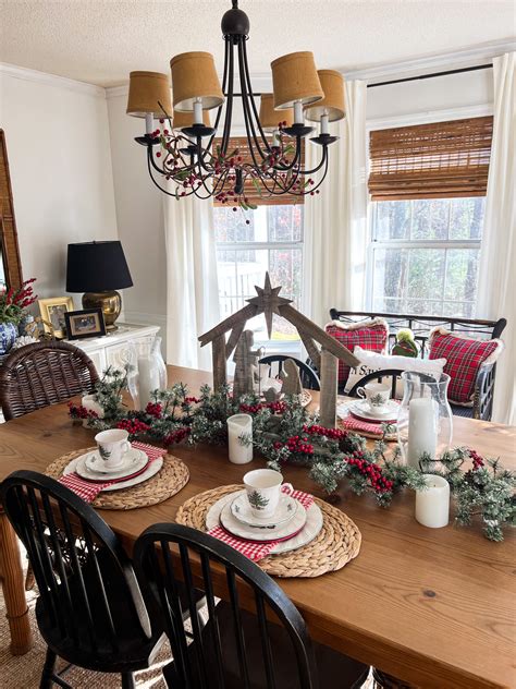 Step By Step Guide To Styling The Perfect Christmas Dining Table - That ...