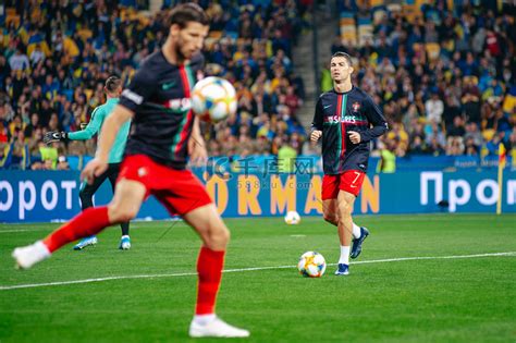 欧预赛-乌克兰2-1葡萄牙 C罗点球得分解锁职业生涯700球_PP视频体育频道