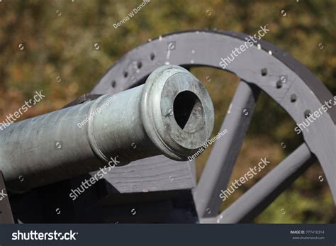 900 Revolutionary War Cannon Images, Stock Photos & Vectors | Shutterstock