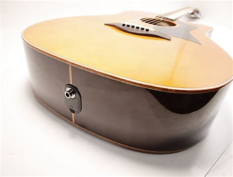 Yamaha A1R Right-Handed Acoustic/Electric Guitar Vintage Natural Finish