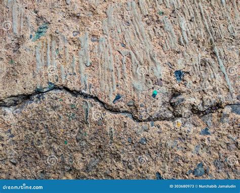 Cracks in concrete floors stock image. Image of rough - 303680973