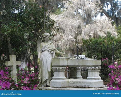 Bonaventure Cemetery Statute Imagen de archivo - Imagen de georgia ...